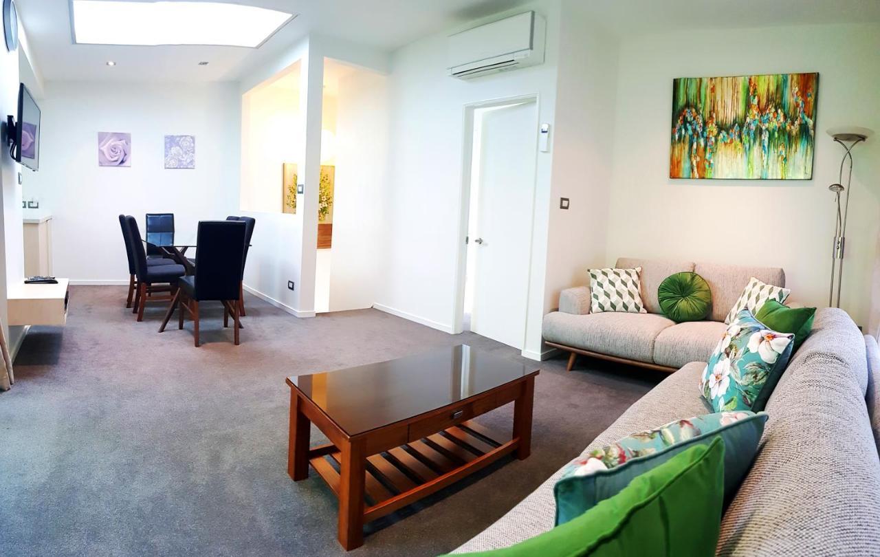 St James Apartments Квінстаун Екстер'єр фото